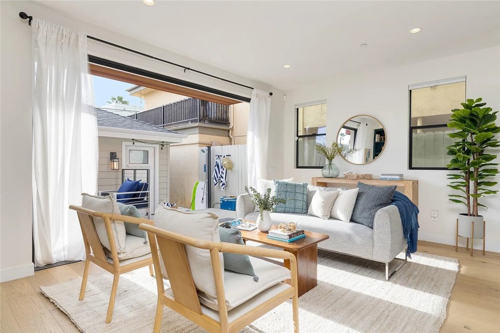 MLS #SR25261308 image #7