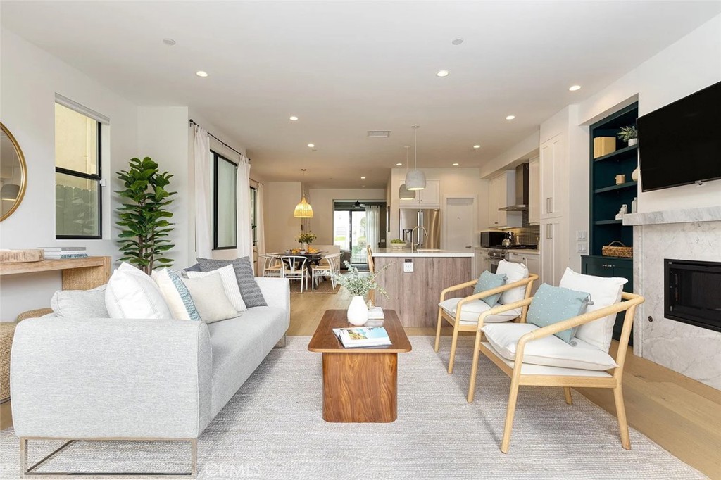 MLS #SR25261308 image #9