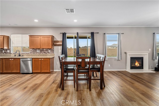 MLS #SR25261325 image #9