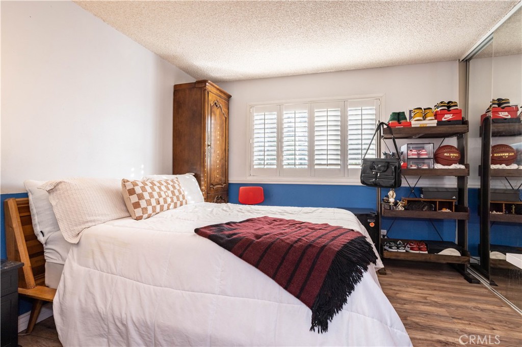 MLS #SR25261336 image #18