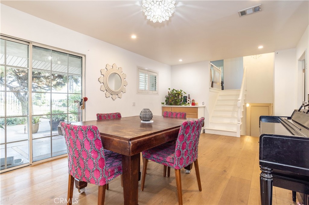 MLS #SR25261336 image #7