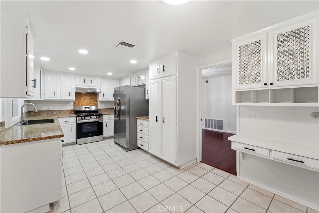 MLS #SR25261366 image #14