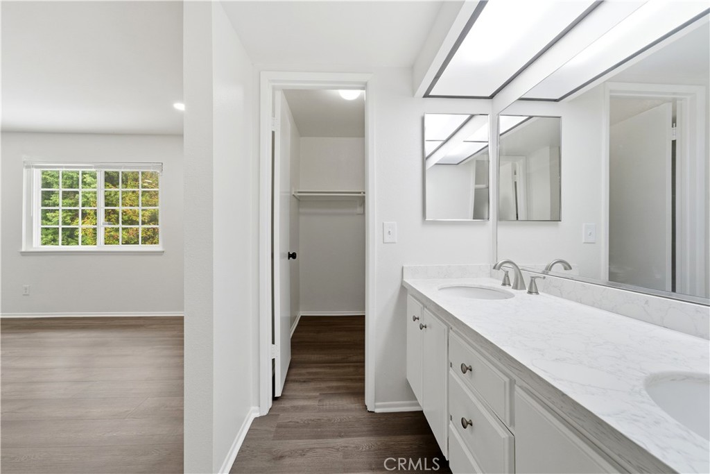 MLS #SR25261366 image #29