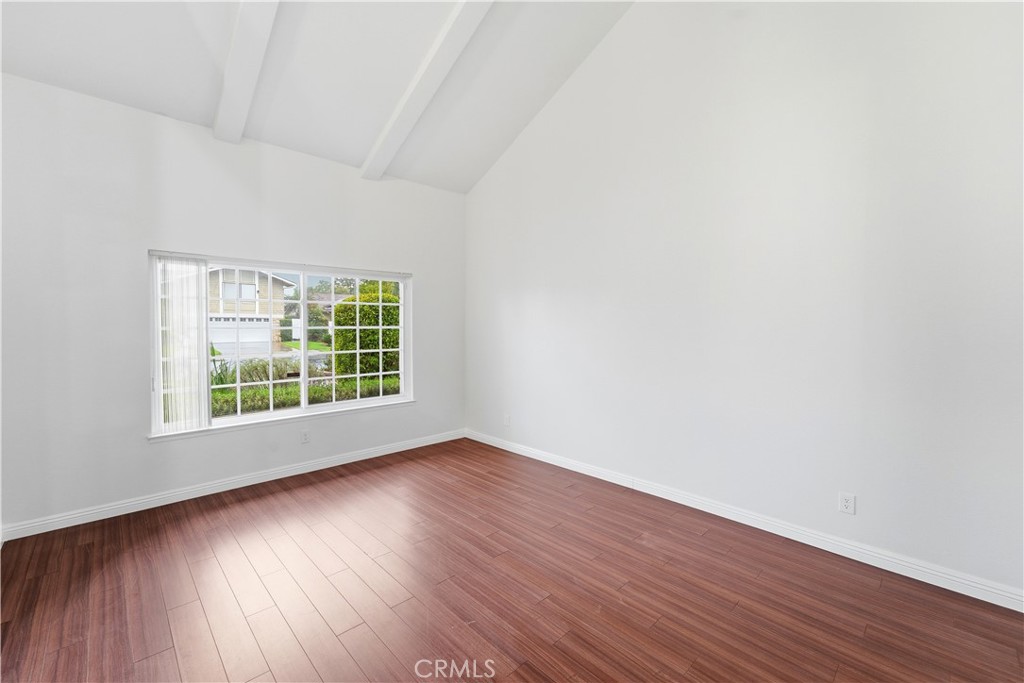 MLS #SR25261366 image #6