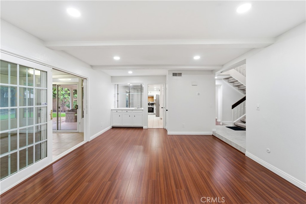 MLS #SR25261366 image #9