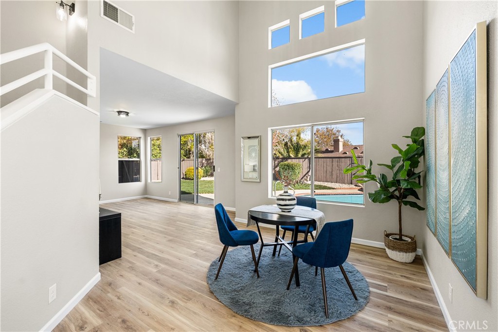 MLS #SR25261395 image #11