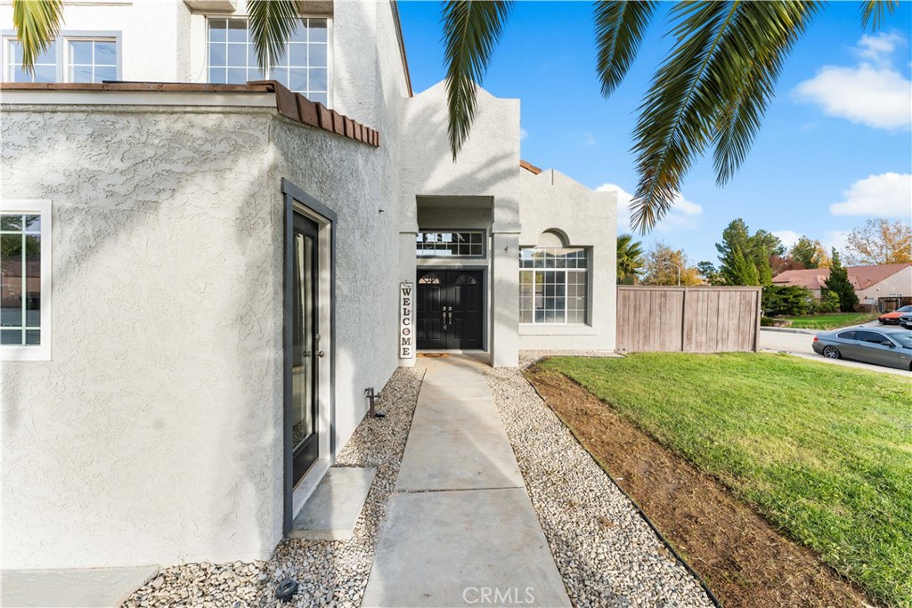 MLS #SR25261395 image #2