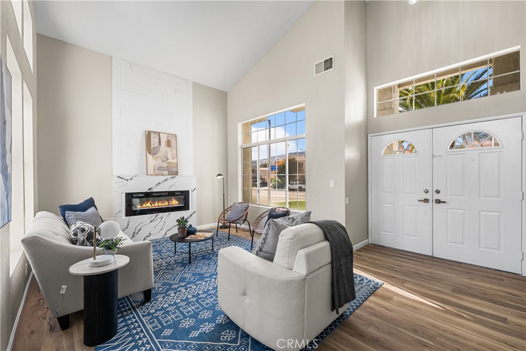 MLS #SR25261395 image #5