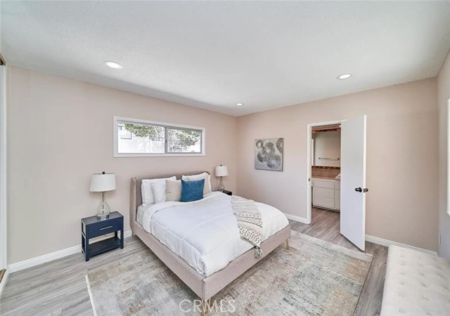 MLS #SR25261402 image #1