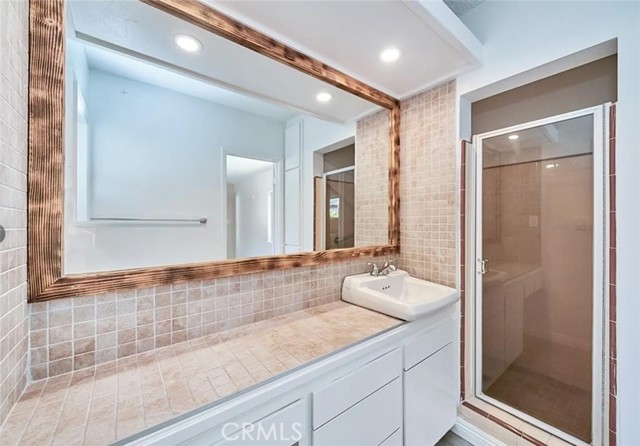 MLS #SR25261402 image #10