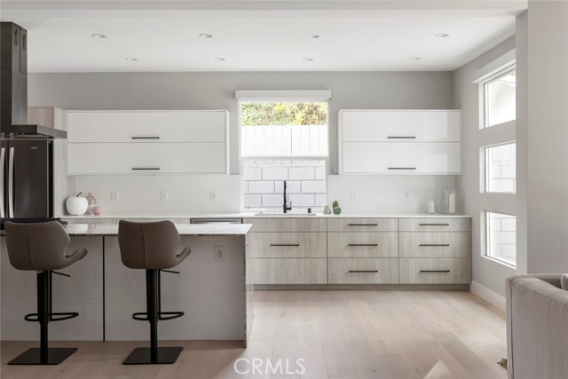 MLS #SR25261468 image #11