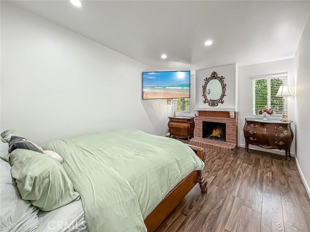 MLS #SR25261480 image #24