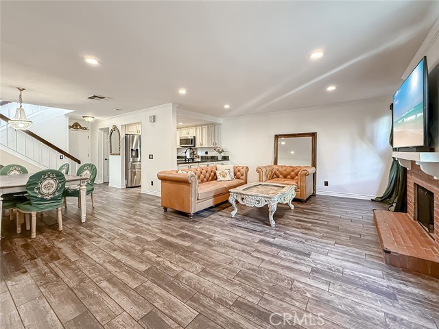 MLS #SR25261480 image #4