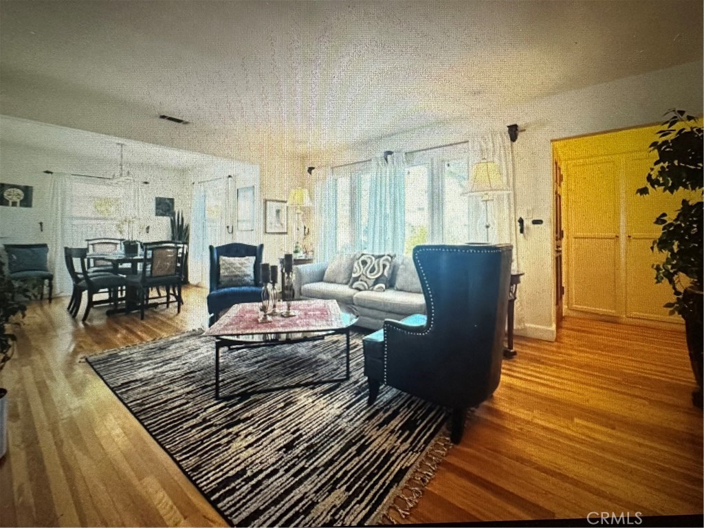 MLS #SR25261599 image #2