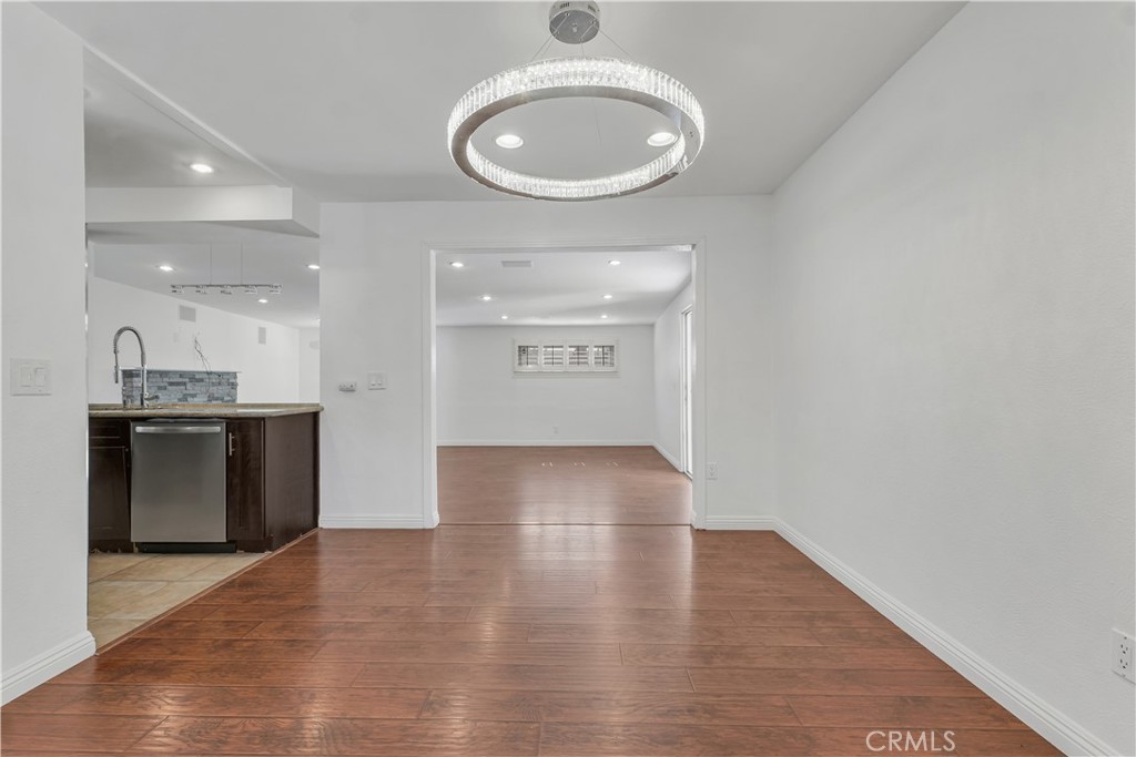 MLS #SR25261683 image #14