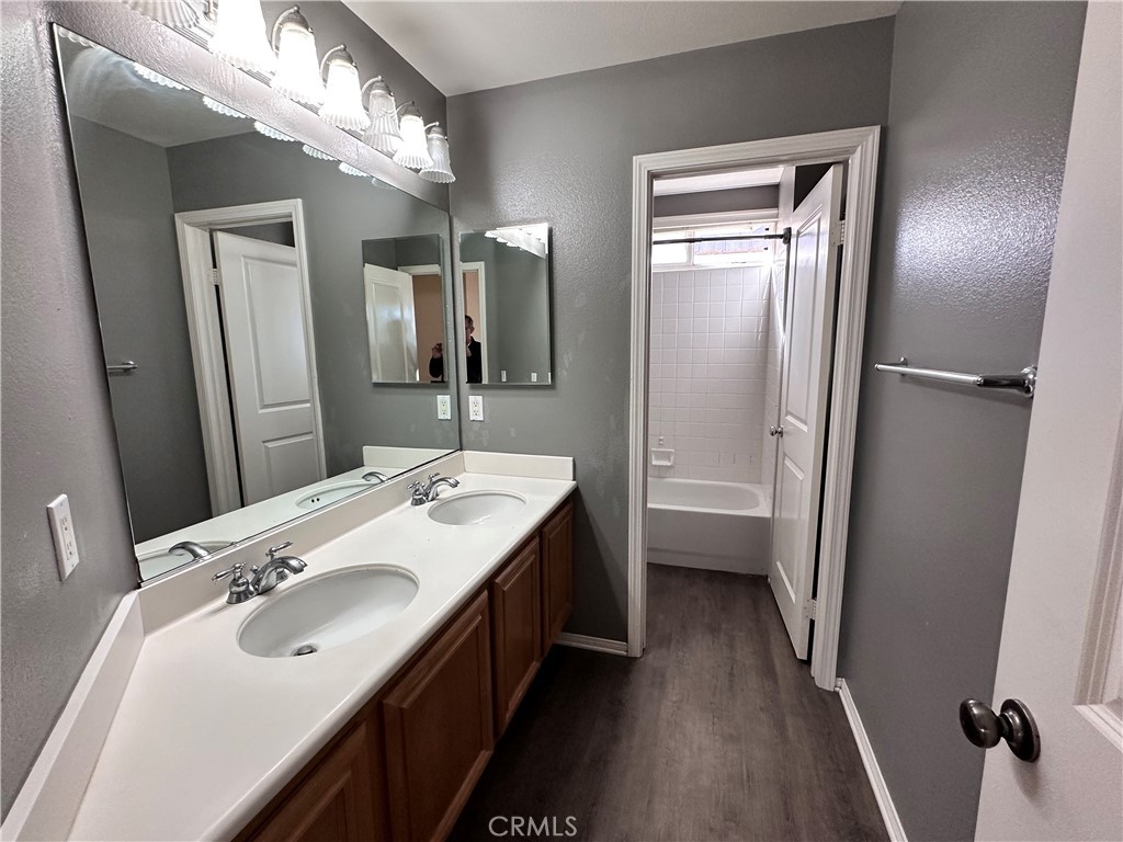 MLS #SR25261716 image #16