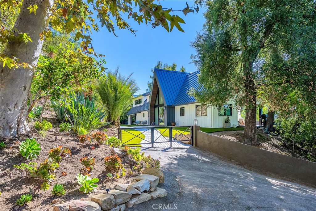 MLS #SR25261744 image #1