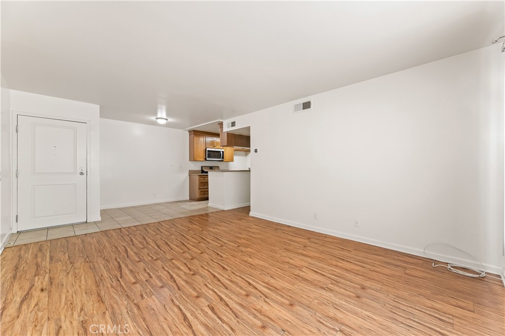 MLS #SR25261765 image #2