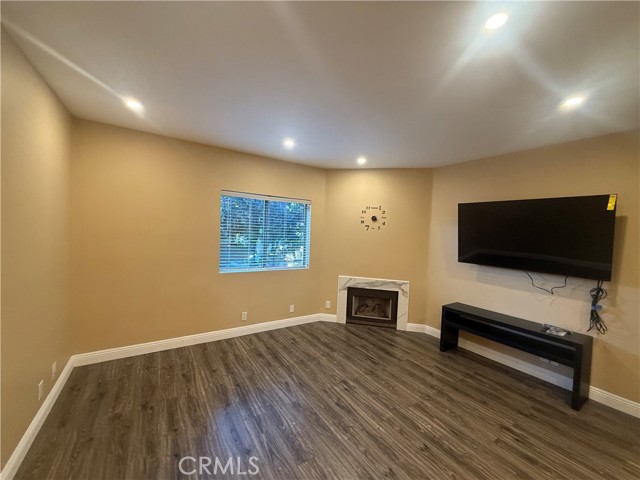 MLS #SR25261804 image #9