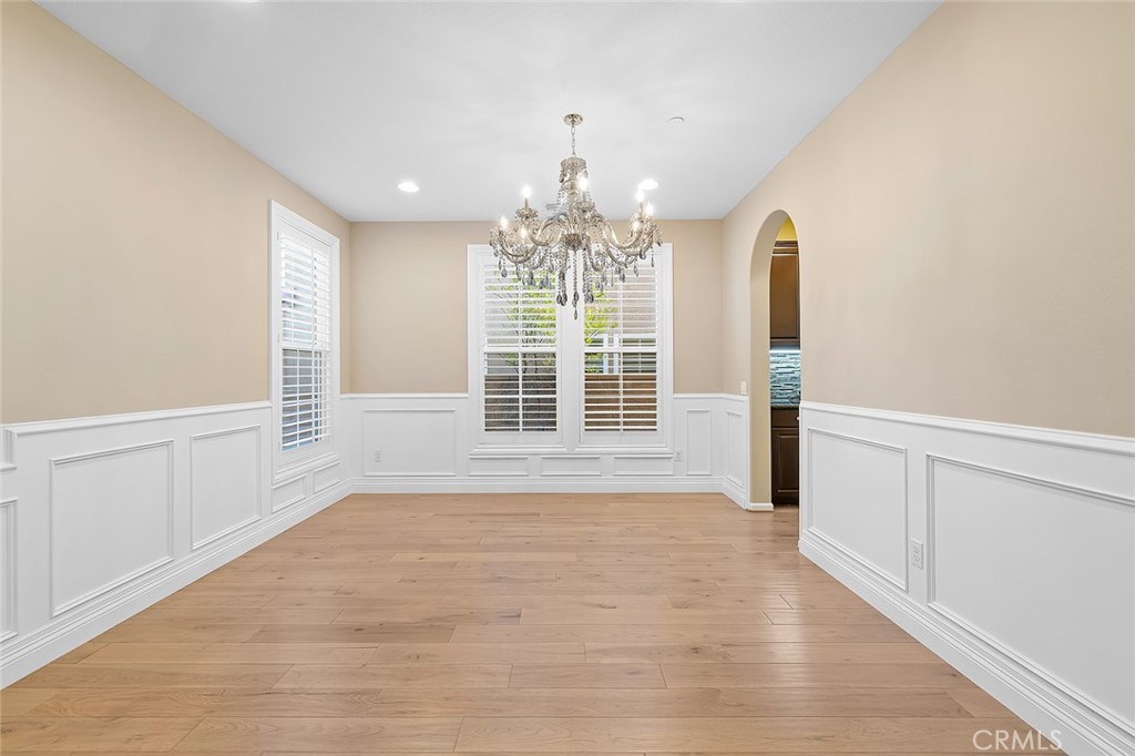 MLS #SR25261818 image #5