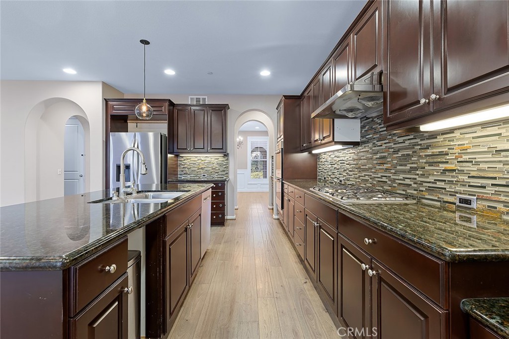 MLS #SR25261818 image #9