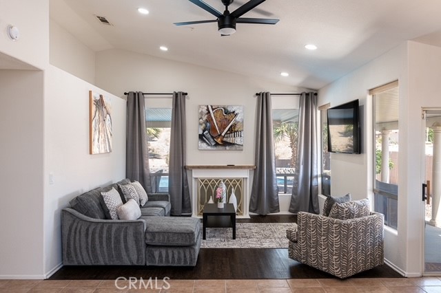 MLS #SR25261869 image #1