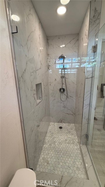 MLS #SR25261912 image #9