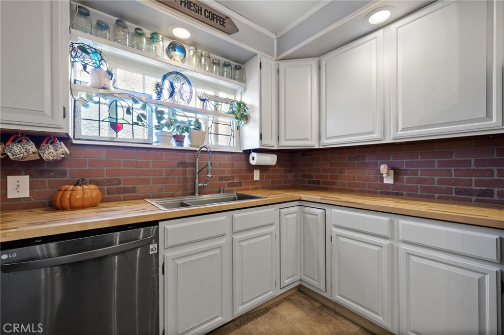 MLS #SR25262001 image #12