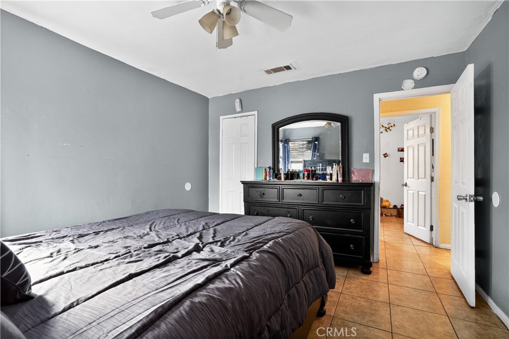 MLS #SR25262056 image #9