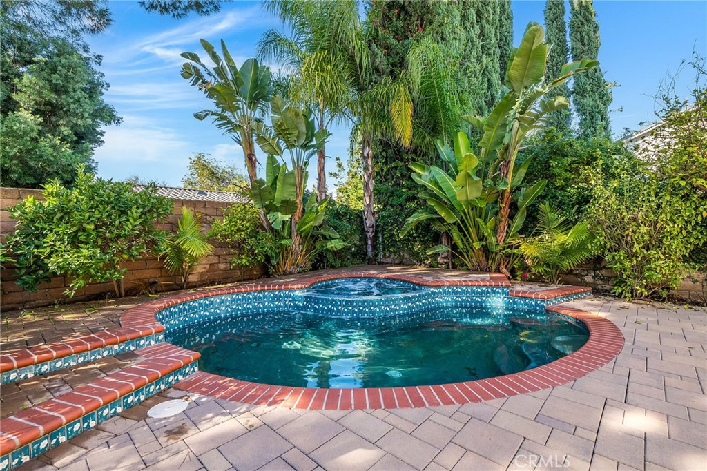 MLS #SR25262076 image #12