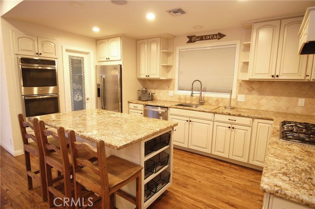 MLS #SR25262091 image #8