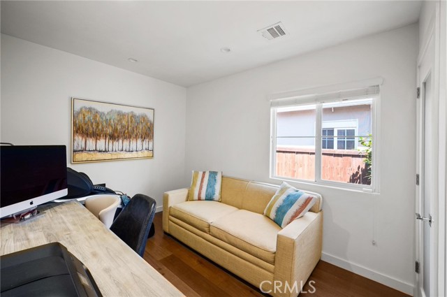 MLS #SR25262162 image #21