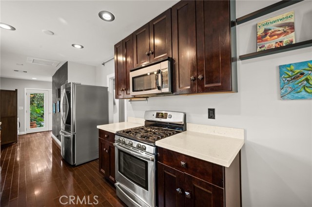 MLS #SR25262170 image #9