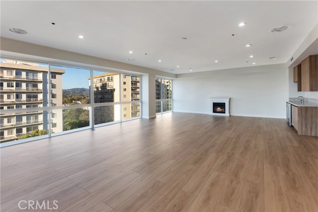 MLS #SR25262173 image #9