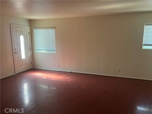 MLS #SR25262312 image #8