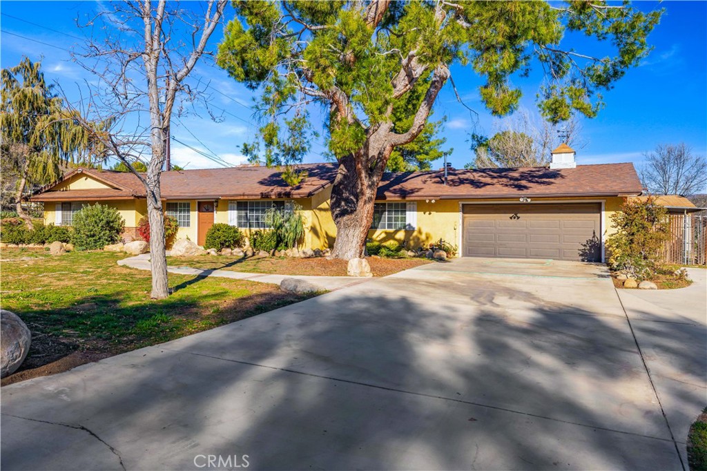 MLS #SR25262351 image #1