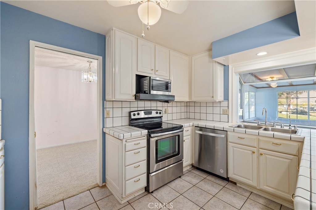 MLS #SR25262351 image #11