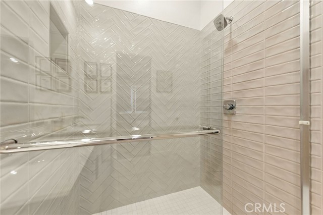 MLS #SR25262354 image #24