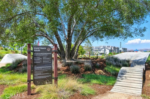 MLS #SR25262354 image #8