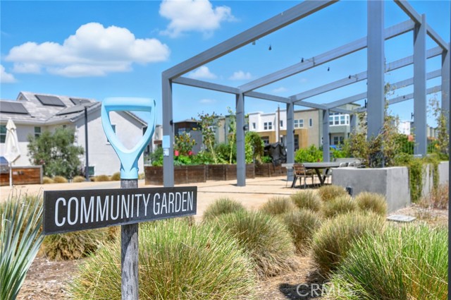 MLS #SR25262354 image #9