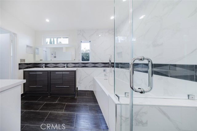 MLS #SR25262370 image #30