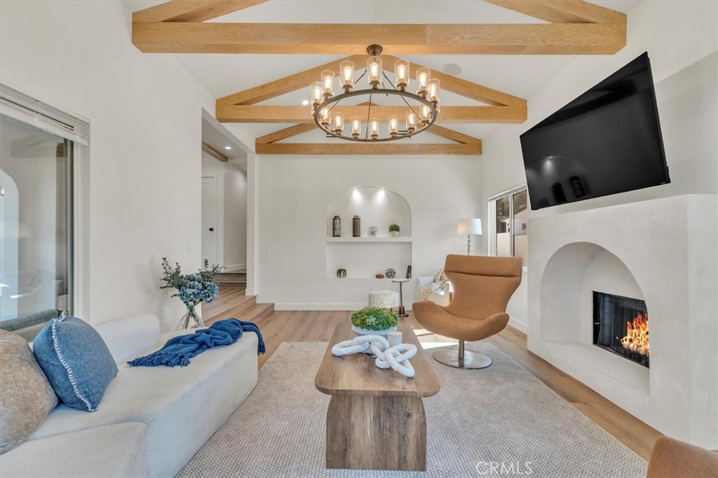 MLS #SR25262374 image #12