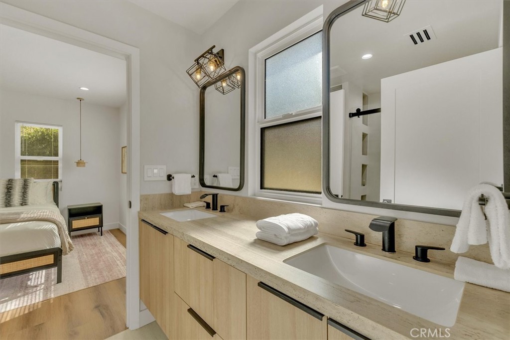 MLS #SR25262374 image #29