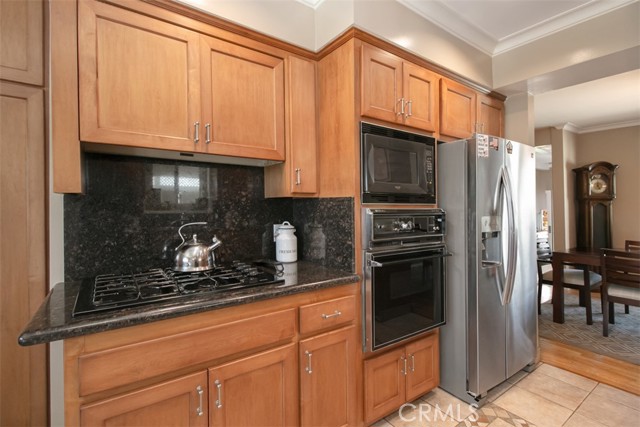 MLS #SR25262437 image #3