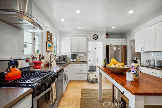 MLS #SR25262455 image #16