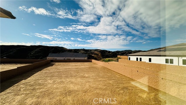 MLS #SR25262456 image #8