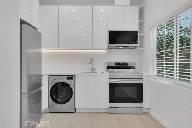 MLS #SR25262519 image #1