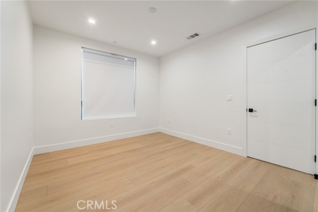 MLS #SR25262528 image #13