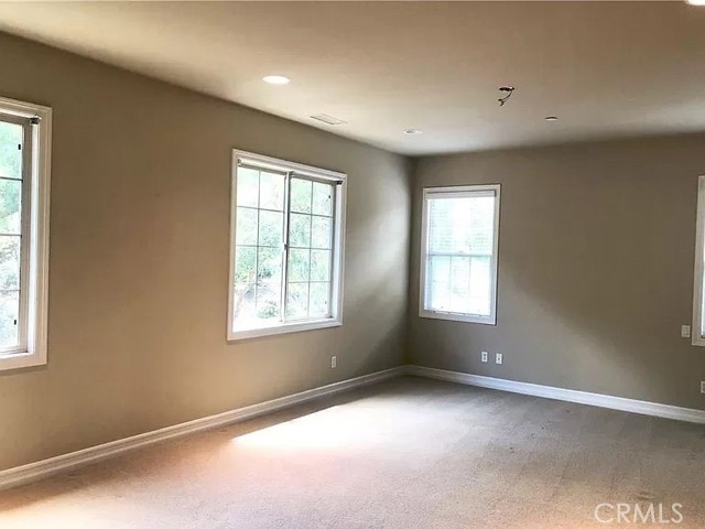 MLS #SR25262634 image #10