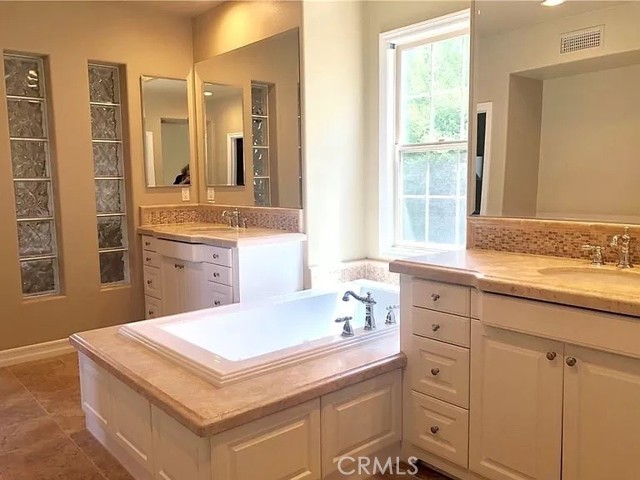 MLS #SR25262634 image #15